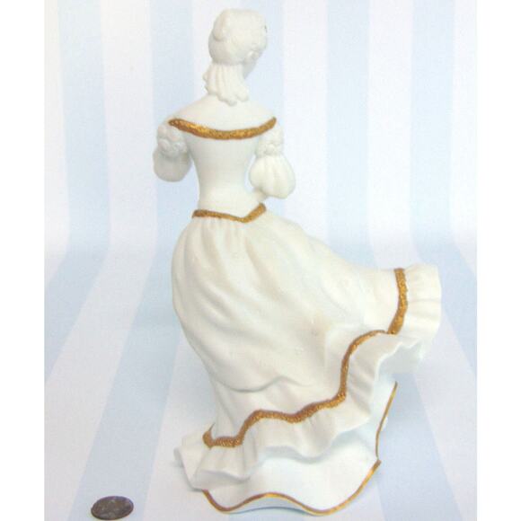 NEW Bisque Porcelain LENOX PRINCESS CINDERELLA & GLASS SLIPPER FIGURINE 1993 - Picture 8 of 10